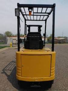 Cat 2EC25 Electric Forklift