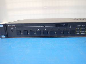 lot 25 image: Extron IN1508 scaling presentation switcher