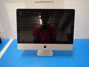 lot 44 image: Apple&nbspiMac 12,1 A1311 All-In-One PC &nbspIntel(R) Core(TM) i5-2400S CPU  2.50GHz  4GB DDR3 RAM  500GB HD  8x DL Superdrive Optical drive  includes IOS and power cable &nbspHas display issues, wont display, scratch on screen