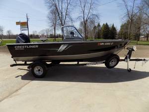 Like New 2019 Crestliner Fishing BoatMotorTrailer Package