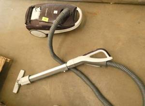 Kenmore vacuum cleaner