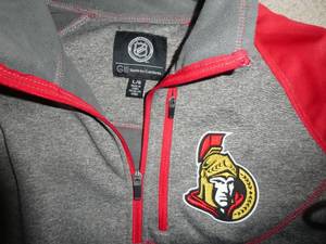 New Very Nice Mens Large partial zip jacket Ottawa Senators