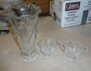 Vintage art deco vase and sugar and creamer, no chips or cracks