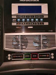 Nordic Track Elite 3700 Treadmill