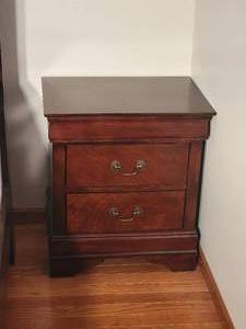 Classic Mahogany Bedside Table B