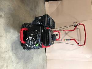 lot 8 image: Earthquake 16 in. Victory Rear Tine CRT 212 cc Gas Viper Tiller - The Tank has damage - review all pictures