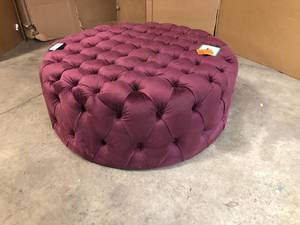 lot 32 image: SAFAVIEH Charlene Bordeaux Accent Ottoman - Good Condition - Review all pictures