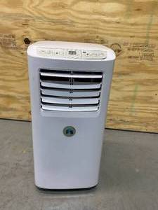 lot 37 image: JHS 8,000 BTU Small Portable Air Conditioner