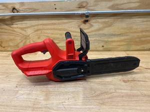 lot 95 image: CRAFTSMAN 20-Volt Max 10-in Cordless Electric Chainsaw (Tool Only)