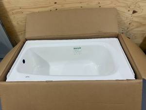 lot 29 image: AMERICAN STANDARD Cambridge 60 in. Left Drain Rectangular Apron Front Bathtub in White