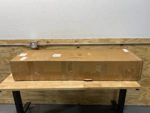 lot 69 image: PURELL 2456-DS Elite LTX Floor Stand and Dispenser