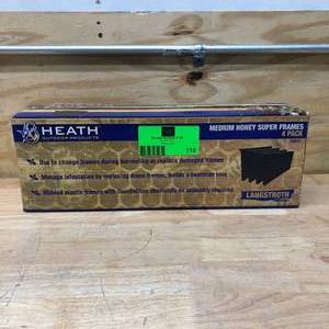 lot 110 image: HEATH Beekeeping Medium Honey Super Frames 4pk