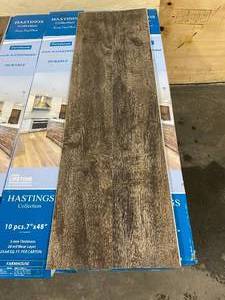 lot 30C image: HASTINGS COLLECTION Lot of 55 Boxes of Luxury Vinyl Plank Flooring in Farmhouse (1,300.02 sq. ft.)