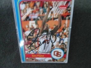 31. Gary Payton Autograph W Certif...