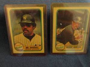 179. 2 1981 Fleer Reggie Jackson Ca...