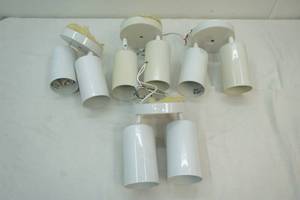 2-bulb light fixtures