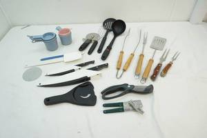 kitchen utensils