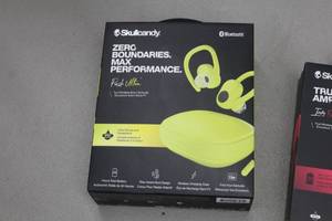 lot 1014 image: Skullcandy Push Ultra Bluetooth Earbuds (in original packaging)