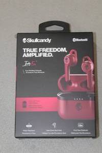 lot 1016 image: Skullcandy Indy Evo Bluetooth Earbuds (in original packaging)