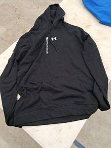 lot 1161 image: Under Armour Mens Size 2XL Pullover Hooded Sweatshirt