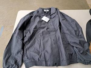 lot 1163 image: Ixspa Mens Size XL RainWind Jacket