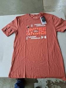 lot 1174 image: Under Armour Mens Size XL T-Shirt
