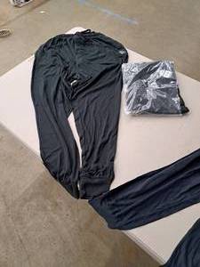 lot 1189 image: Lot of (2) Reebok Mens Size XL Sleepware Pants