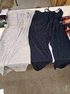 lot 1888 image: Lot of (2) Reebok Mens Size Large Sleepware Pants