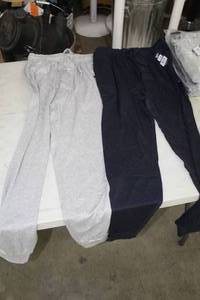 lot 1917 image: Lot of (2) Reebok Mens Size Small Sleepware Pants