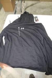 lot 1944 image: Under Armour Womens Size Large Pullover Hooded Sweatshirt