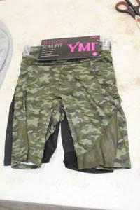 lot 1952 image: Lot of (2) Ymi Slim-Fit Womens Size Small Bike Shorts