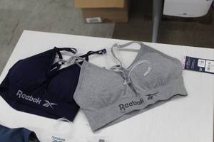 lot 1971 image: Reebok Seamless Ladies Size Medium Bralette 2-Pack