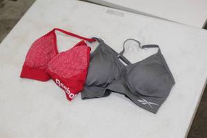 lot 1975 image: Reebok Seamless Ladies Size Medium Bralette 2-Pack