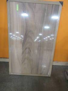 lot 118 image: Hardwood Reflections Unfinished Saman 4 ft. L x 30 in. D x 1.5 in. T Butcher Block Countertop in Solid Wood with 2-Live Edges. Cracked, Damage on 1 Side (See Photos)..