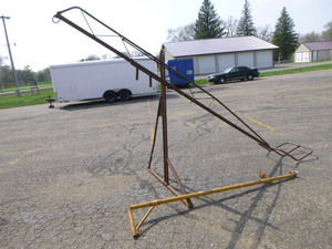 Garlock Hand Power Hoist