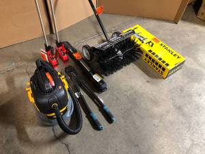 lot 10 image: Mixed Lot of assorted pallet of Shop Vacuum and Stanley Tool  And More - Review all pictures Custumer Returns 