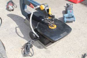 lot 810 image: Ryobi SC180VS 18 Scroll Saw