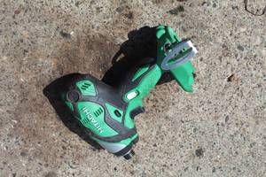 lot 813 image: Hitachi WH18DSDL Impact Driver