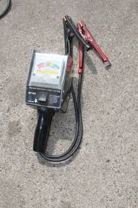lot 818 image: BT104 135 Amp Load Tester