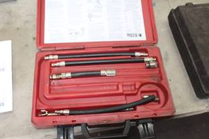 lot 827 image: Matco Tools CTT10K Master Compression Tester Kit