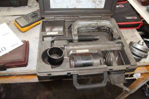lot 839 image: OTC 7249 3-In-1 Service Set