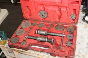 lot 848 image: Caliper Tool Set