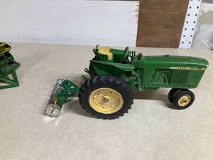 Original Ertl John Deere Tractor with 3-point and John Deere Grain Drill 116th Scale
