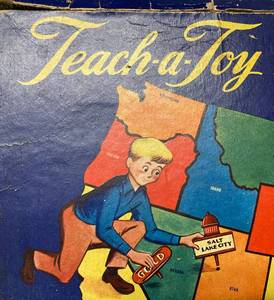 Vintage Teach-a-Toy Plastic Puzzle Inlaid Map of the United States by Hasbro 1975 - Has only one piece Louisiana and Fact Cards