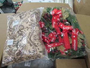 box of dining chair slip covers, wr...