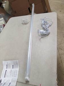 T8 integrated led tubes qty 4 teste...