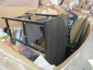 Pallet of Assorted Overstocks & Ret...
