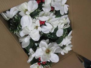 Box of Holiday Artificial Magnolia ...