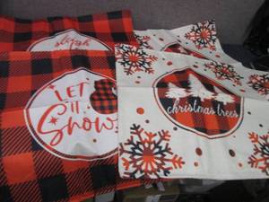 3- 4pks Christmas Pillow Covers 20x...