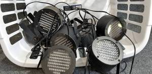 lot 94 image: (6) 4 LED Par Can Lights
